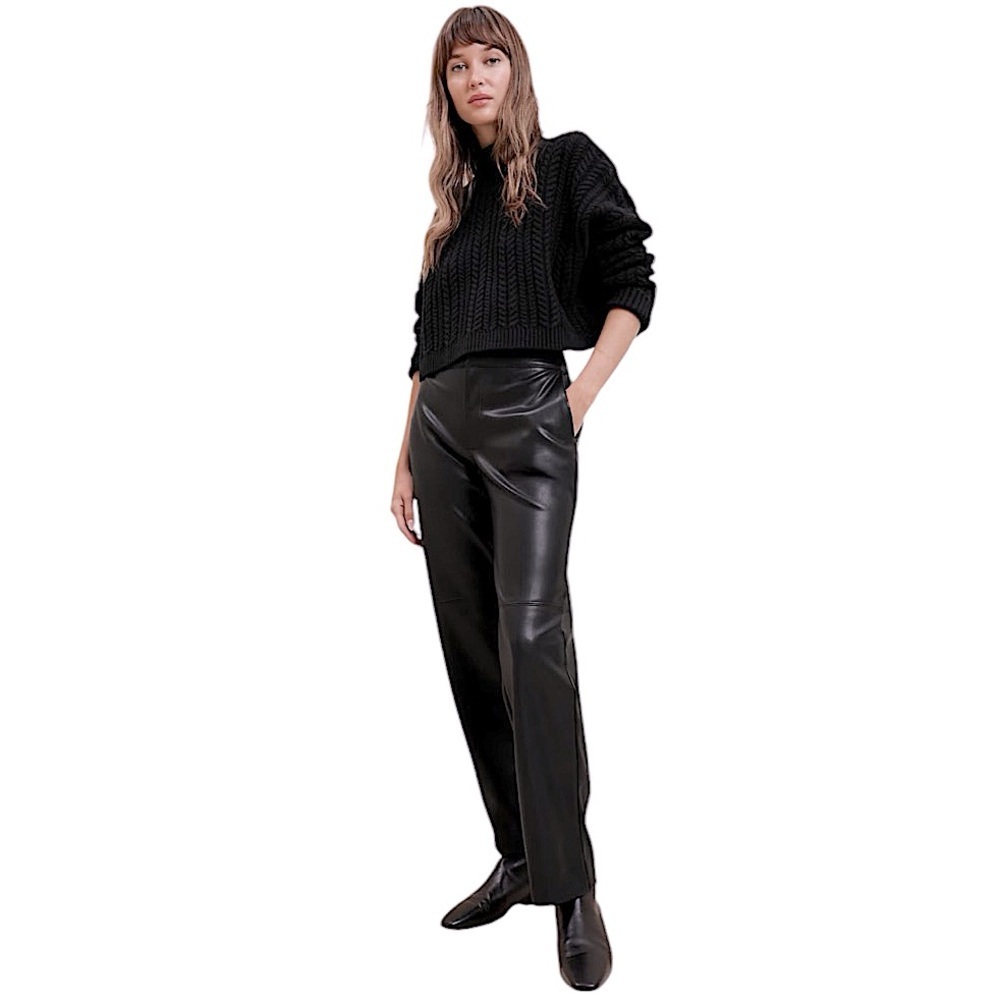 Banana Republic Black Straight Leg Vegan Leather Trouser Dress Pants 6 Fall 2023